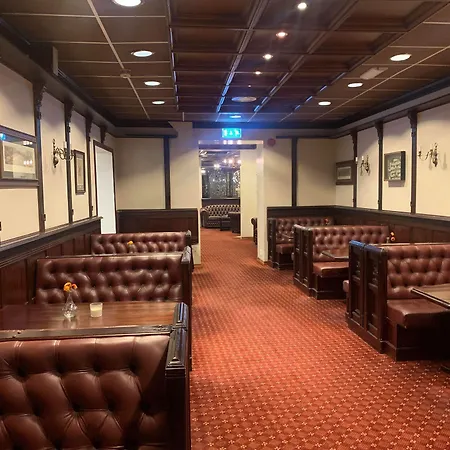 Chesterfield Hotel 3*