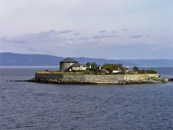 Chesterfield Hotel 3*